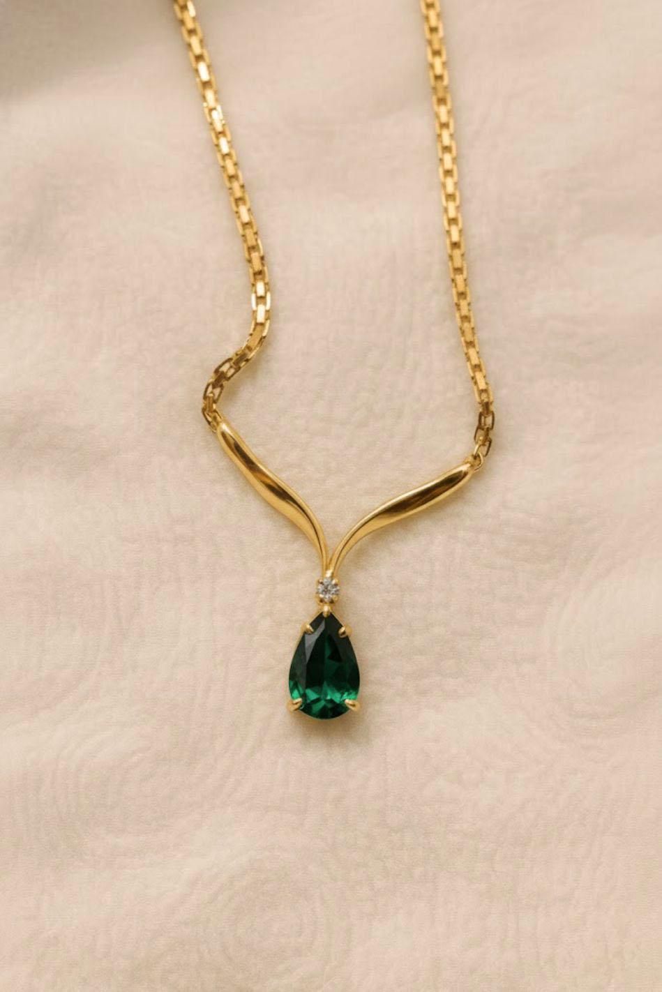 Emerald Teardrop Gold Pendant