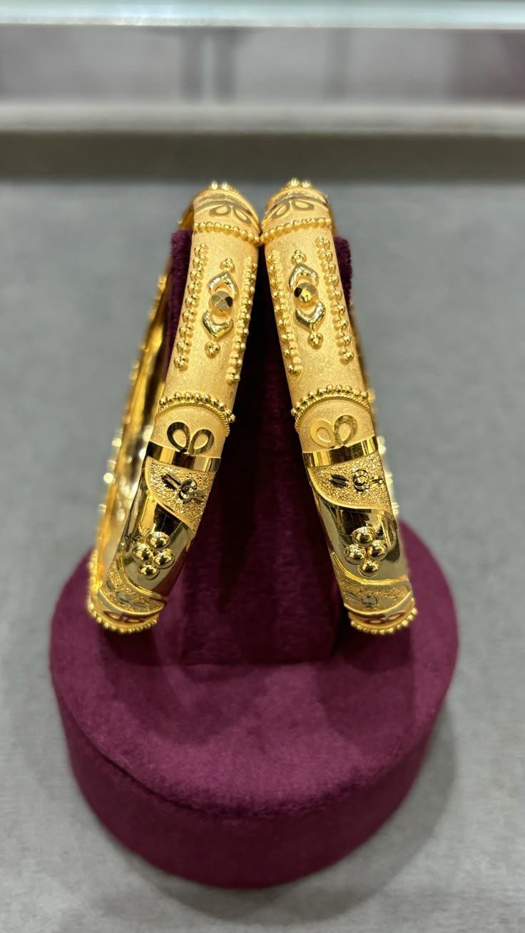 Antique Gold Karigari Kadas